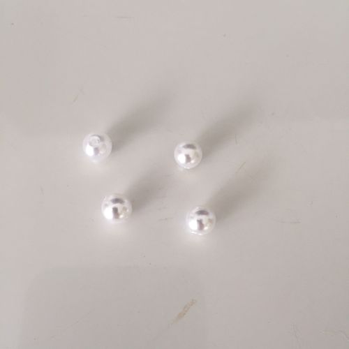 Glaswachs Perlen 4 und 6 mm, weiß